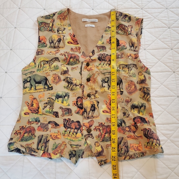 Unique Vintage Silk animal Vest by Anne Pinkerton! Size Large. - Picture 7 of 10